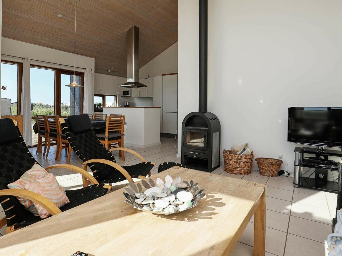 8 Person Holiday Home In Ulfborg Thorsminde エクステリア 写真