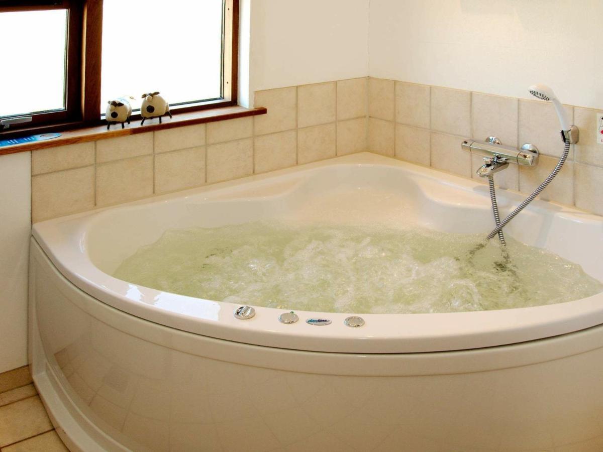 8 Person Holiday Home In Ulfborg Thorsminde エクステリア 写真